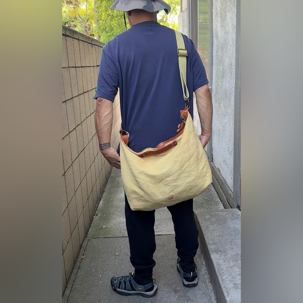 ❗️Reduced❗️49 SQUARE MILES Canvas Leather Trim Duffle Bag